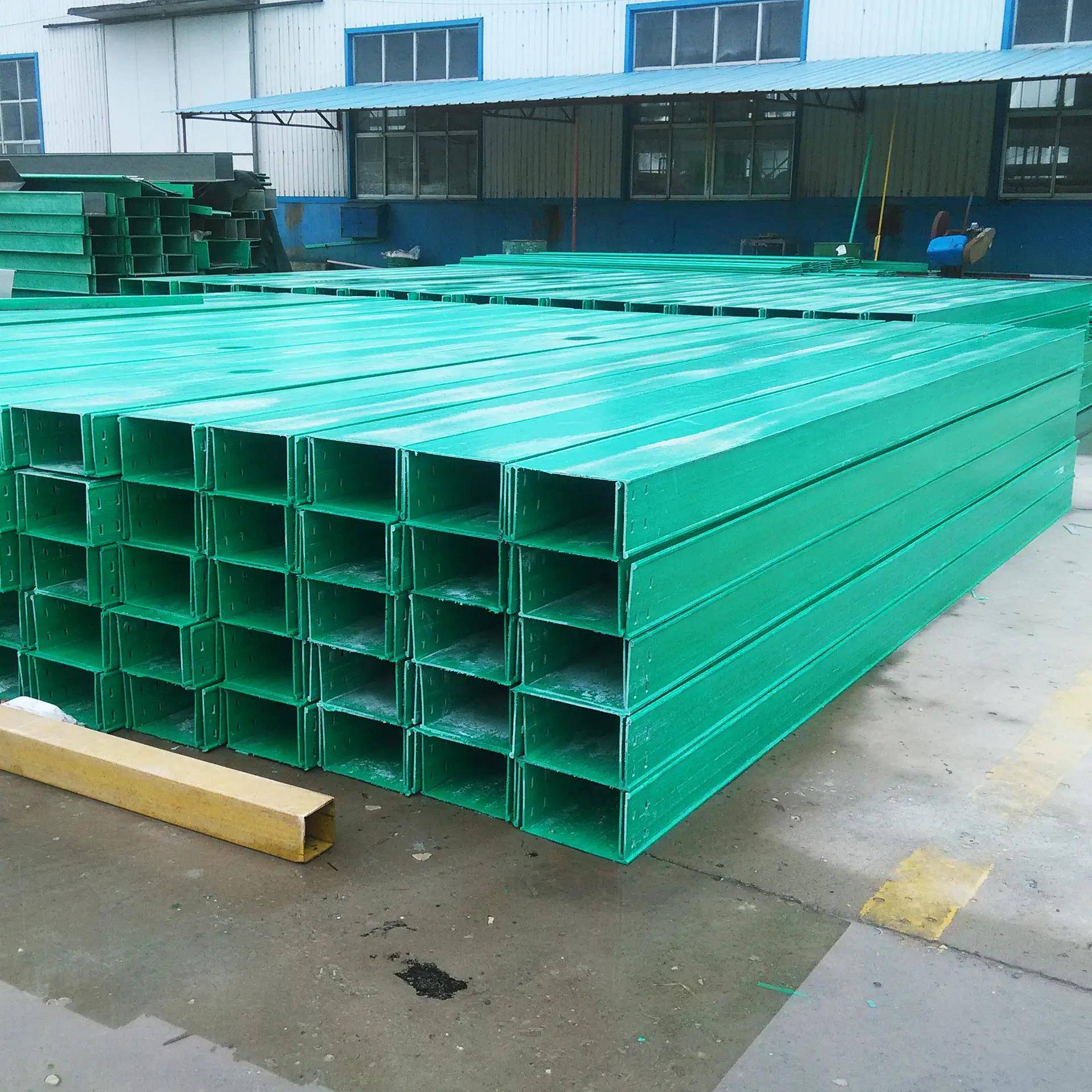 復合型玻璃鋼電纜橋架管箱選用規(guī)范_敷設_進行_國家標準